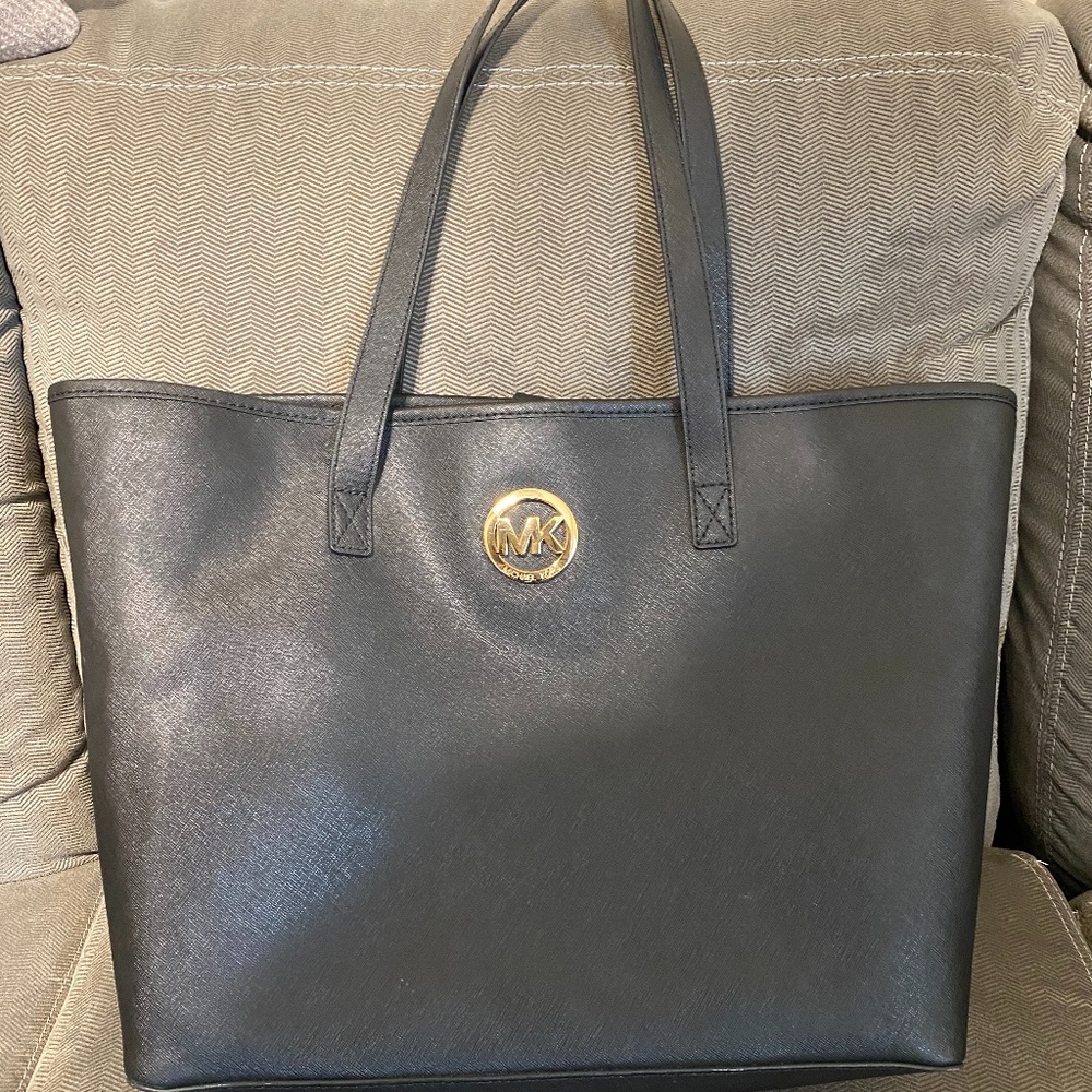 Michael Kors Tote